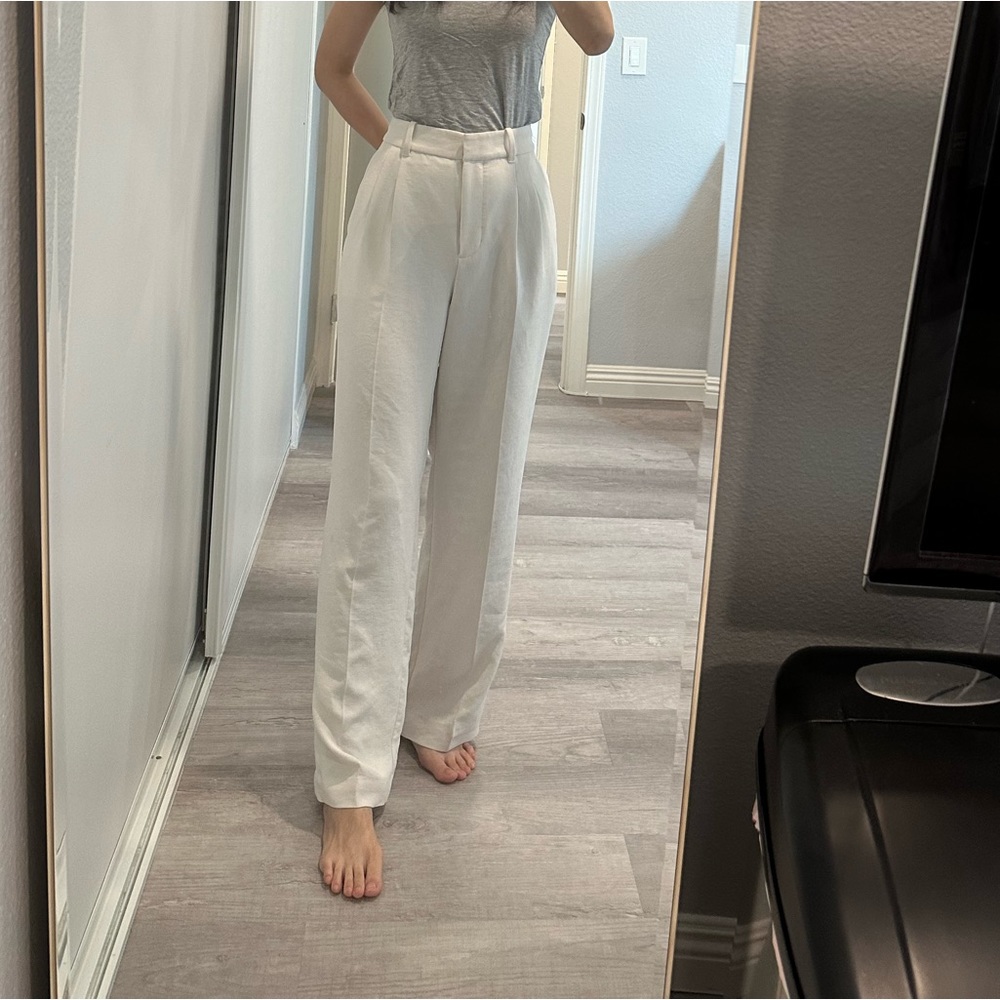 Aritzia effortless pant